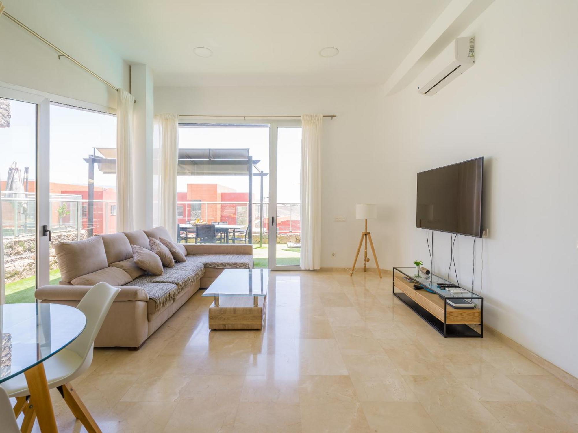 Villa 9 The Dream With Pool And Views By Canaryscape *